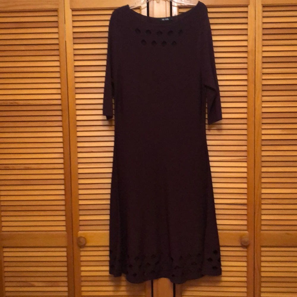 Nic & Zoe maroon ribbed patterned dress